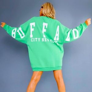 PrettyLittleThing Petite Buffalo slogan sweat sweater dress